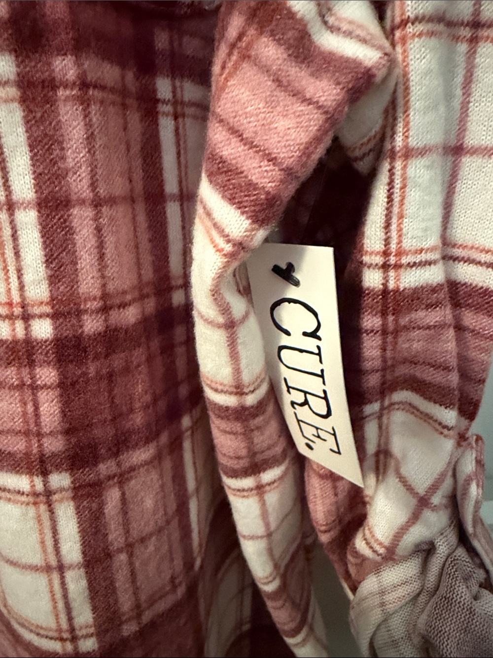 Cure. Women’s Cozy Plaid Hooded Shacket in Burgundy and Cream size 3x runs small - Picture 2 of 8